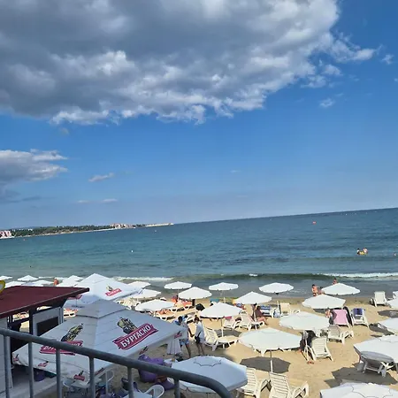 דירה елегантно студио в18 в комплекс одисей, *